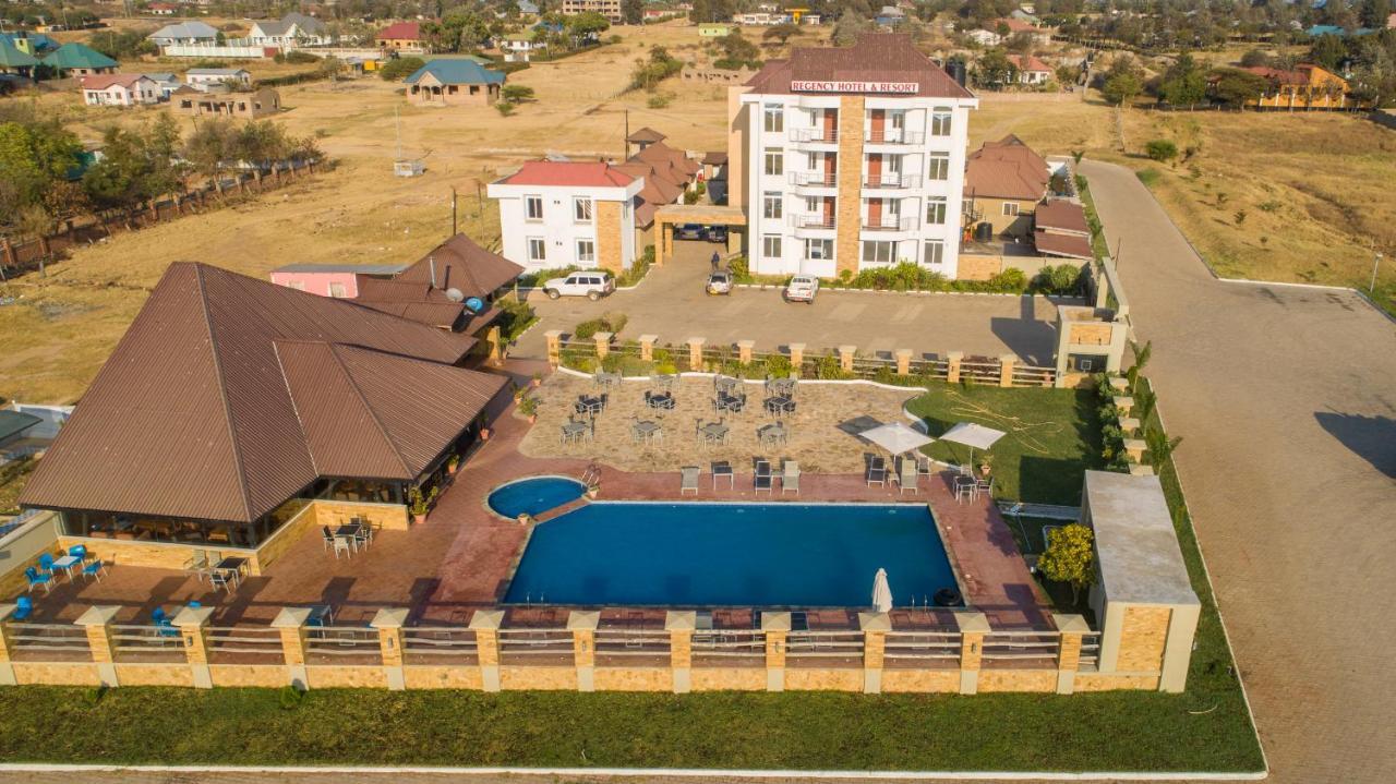 Regency Resort Singida מראה חיצוני תמונה
